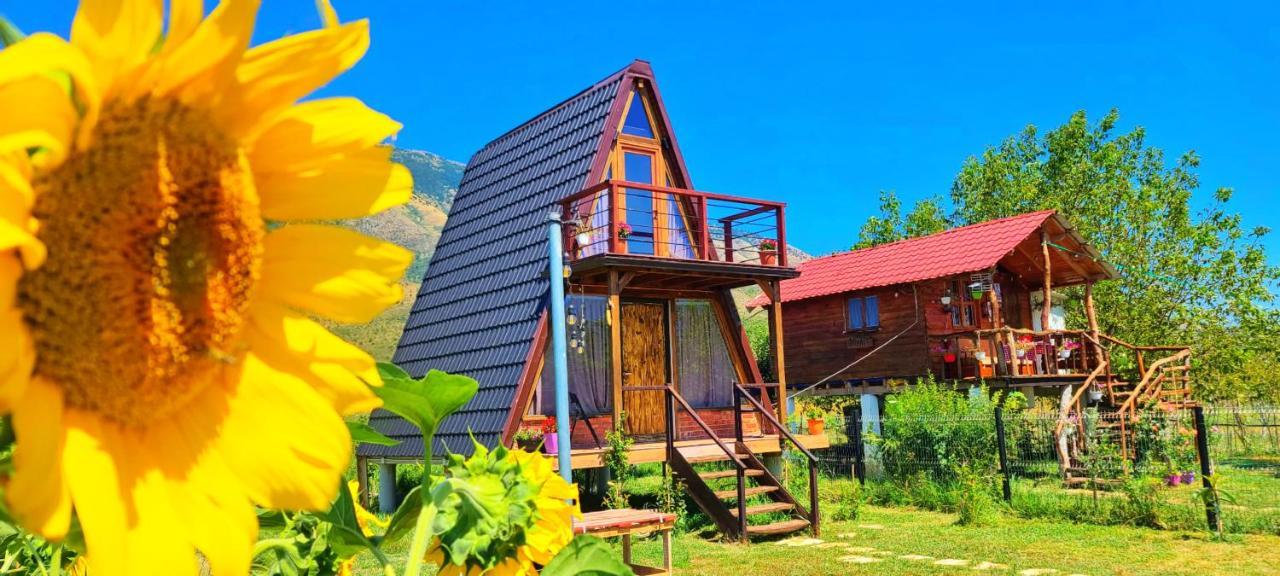 Life On The Farm Hotel Nepravishte Екстериор снимка